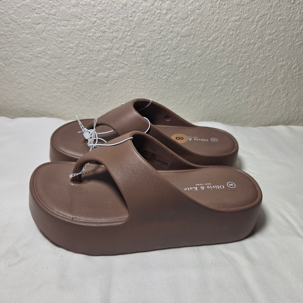 Olivia & Kate New York Womens Platform Thong Sandals Brown Chunky Slides 8